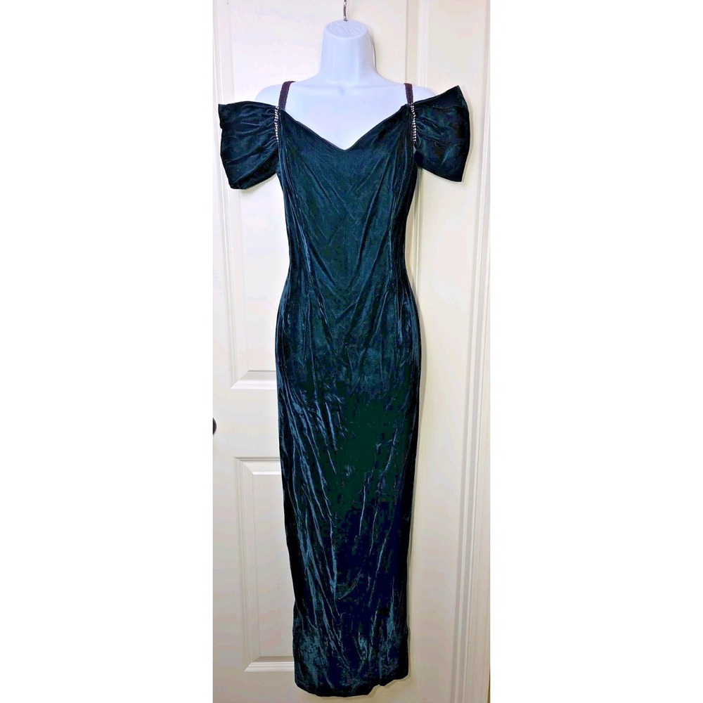Vintage 1980s Green Velvet Formal Dress Prom Rhinestone Size 13/14 Goth Dark